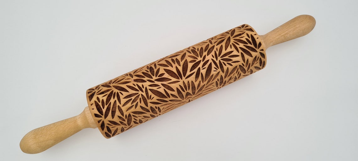 Rolling Pin with Leaf Patterned