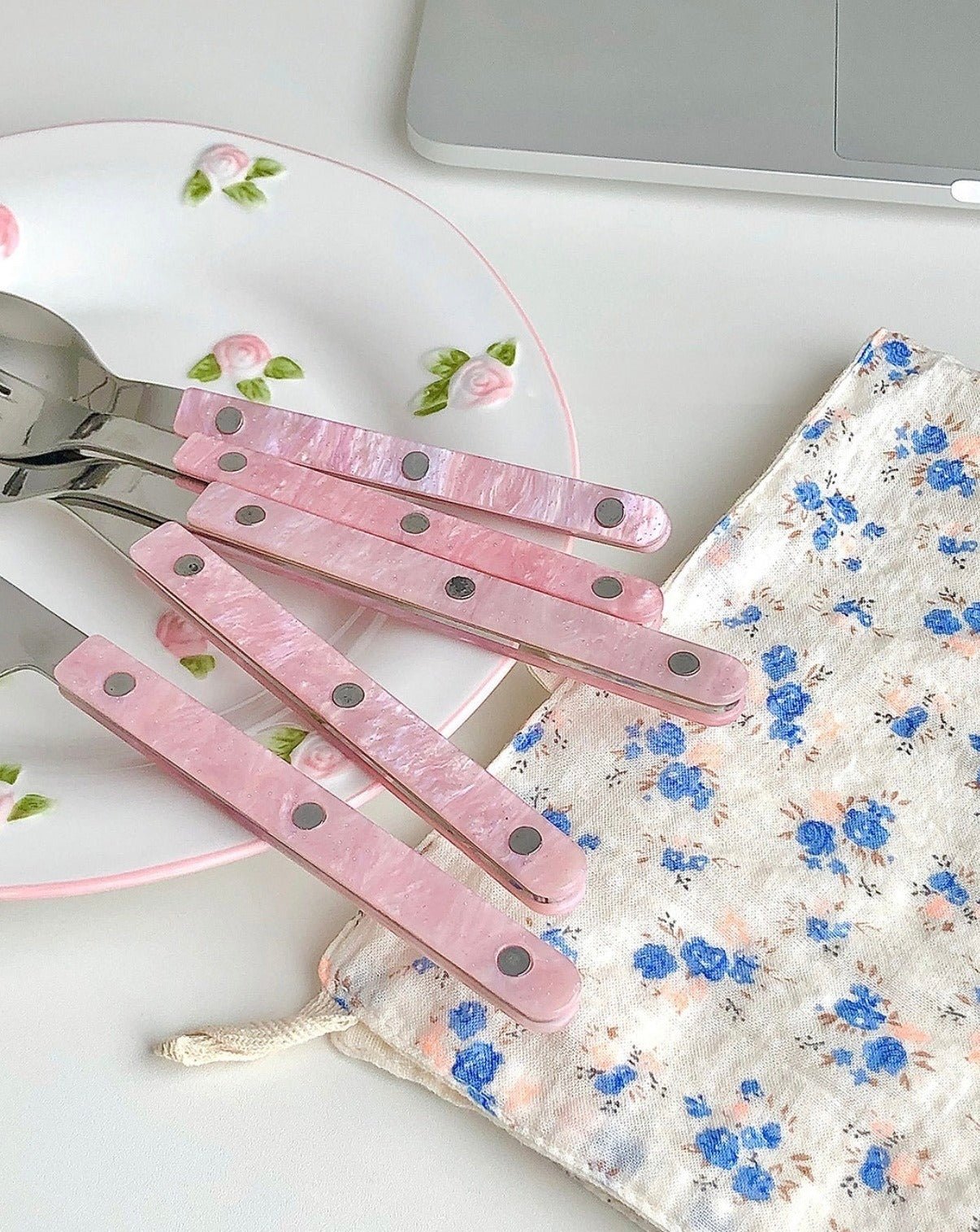 Valentine Pink Flatware Set